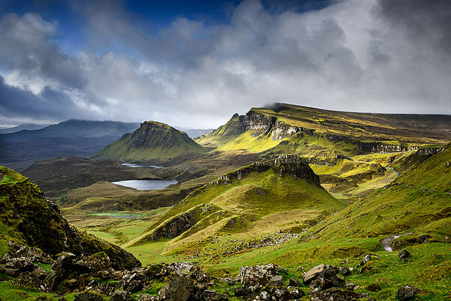 Choisir la bonne tenue de voyage pour visiter les Highlands