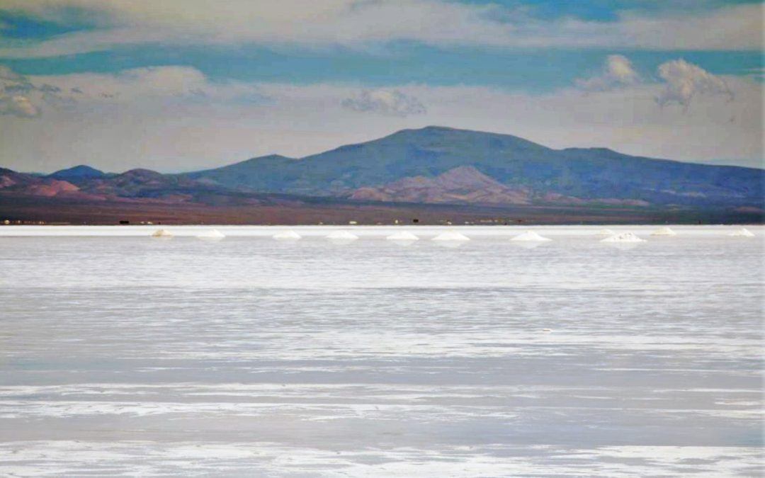 S’habiller pour le désert de sel de Salinas Grande en Argentine
